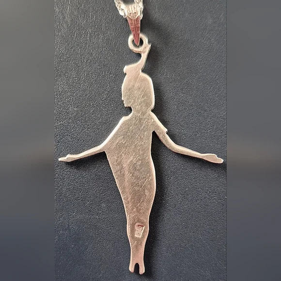 Silver Egyptian Goddess Pendant - Picture 2 of 2